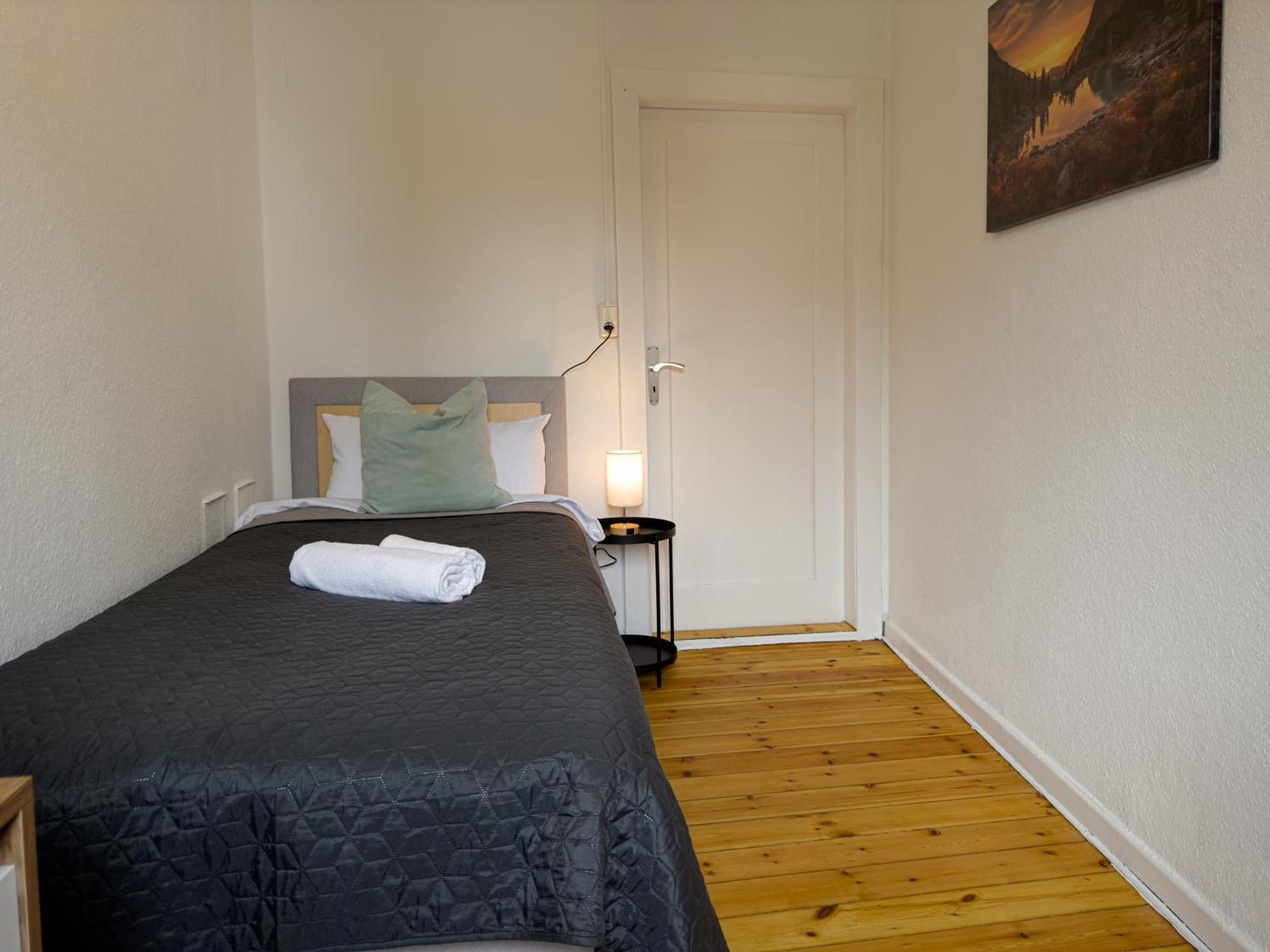 Immostay #8 - Haus Fuer 13 Personen Mit 7 Zimmer - Grosser Garten & Grill, Free Parking, Wlan BRE Exteriér fotografie