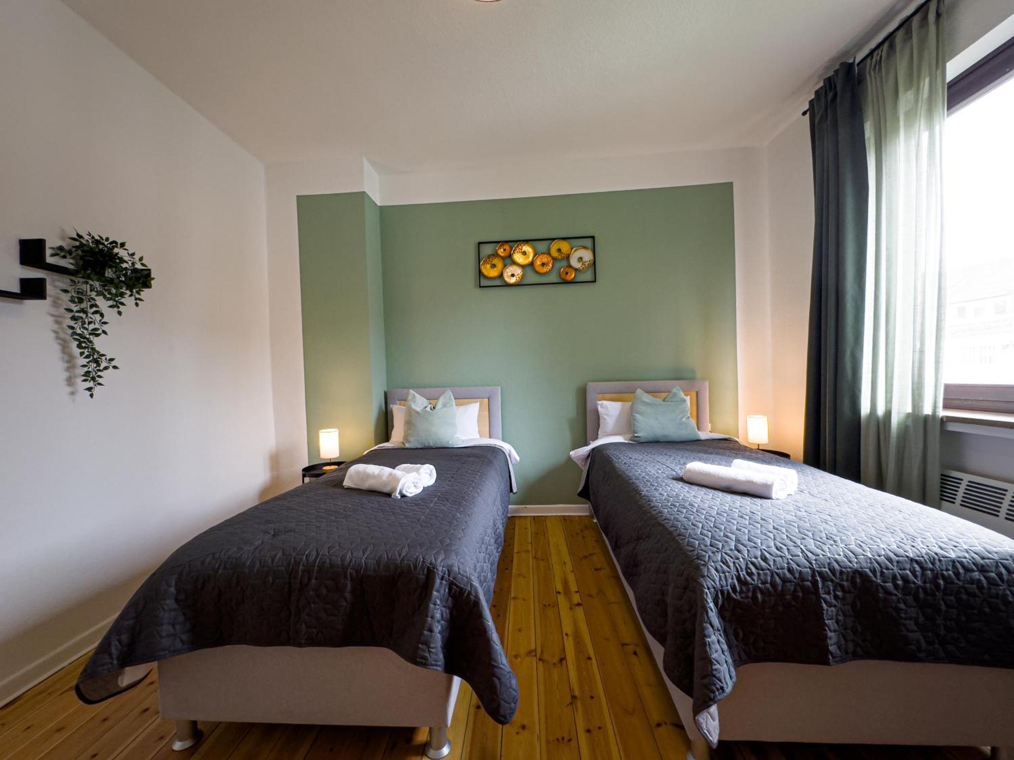 Immostay #8 - Haus Fuer 13 Personen Mit 7 Zimmer - Grosser Garten & Grill, Free Parking, Wlan BRE Exteriér fotografie